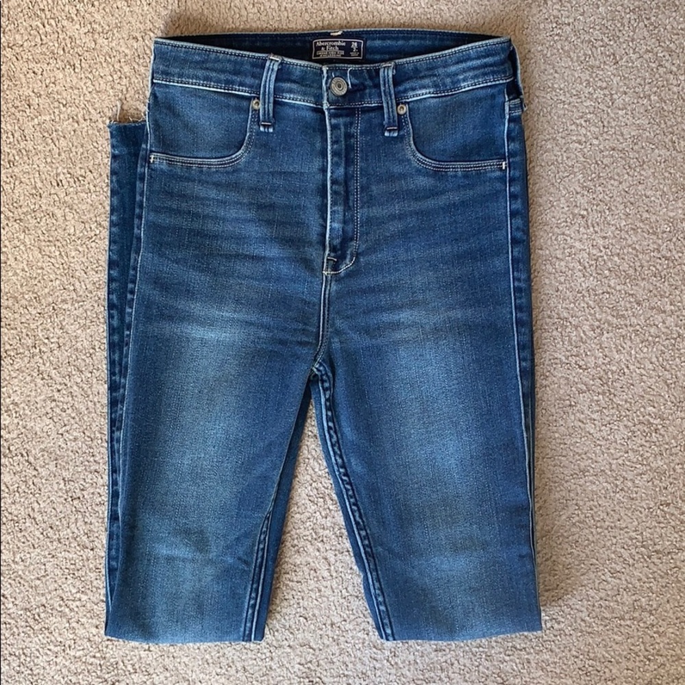 A&F Simone High Rise Jean Legging - Picture 7 of 8